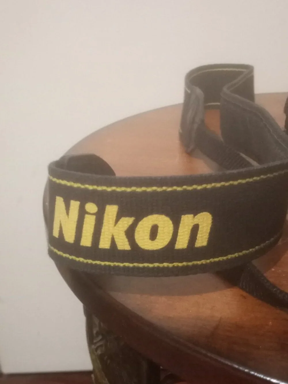 Nikon D40 6.1MP DSLR Camera Kit/AF-S DX 55-200mm Lens For Parts Only